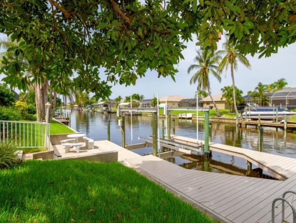 Cape Coral Home 975669