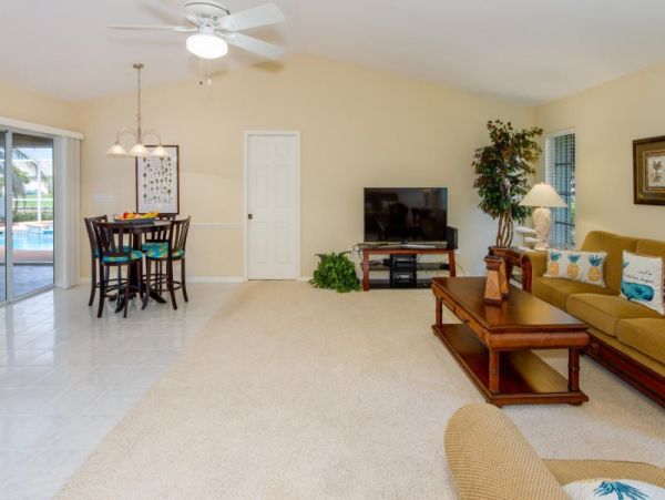 Cape Coral Home 975669