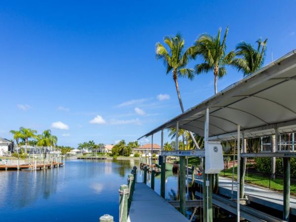 Cape Coral Home 975670