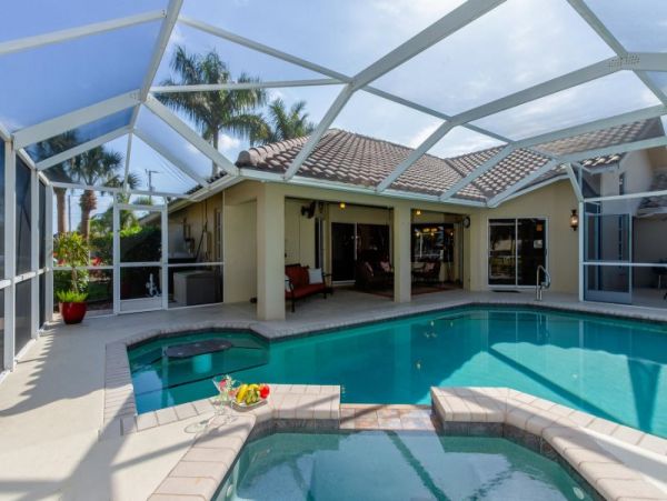 Cape Coral Home 975670