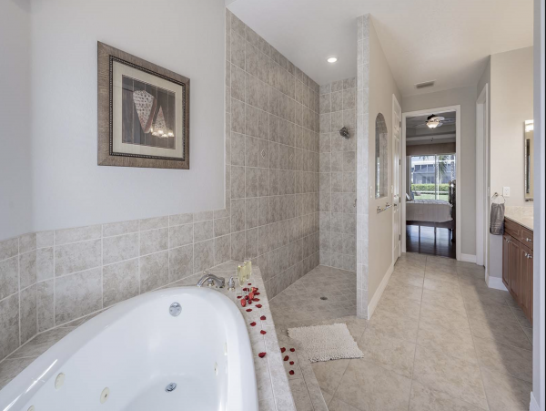 Cape Coral Four Bedroom Luxury Pool Home