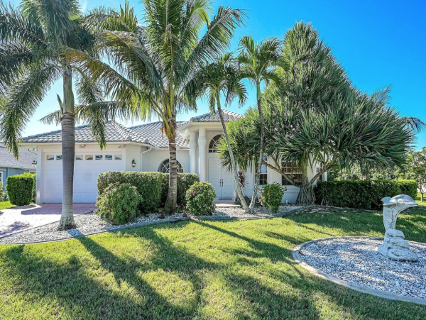 Cape Coral Vacation Rental - Gulf Access Pool Home Near Eco-Park