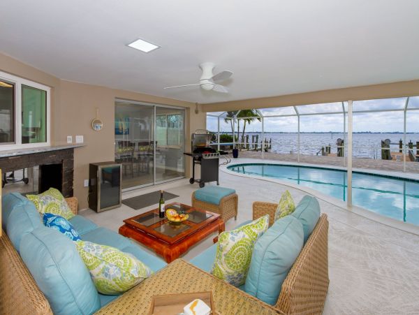 Cape Coral Home 975673
