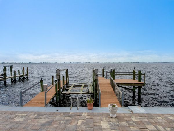 Cape Coral Home 975673