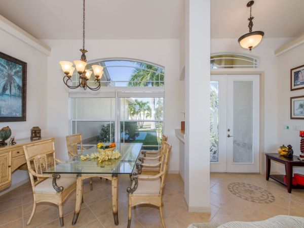 Cape Coral Home 975675