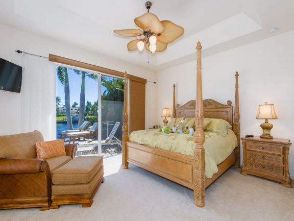 Cape Coral Home 975675