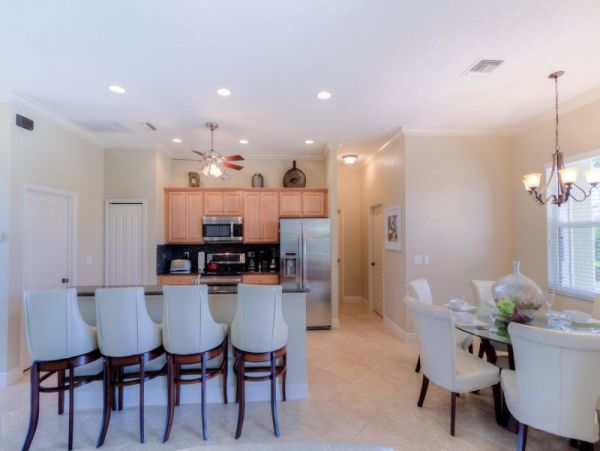 Cape Coral Home 975676