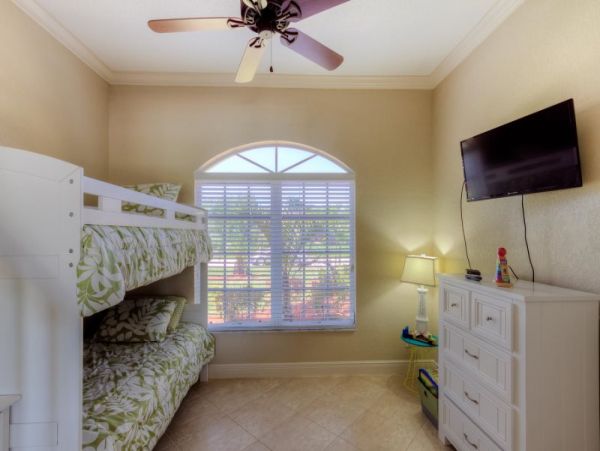 Cape Coral Home 975676