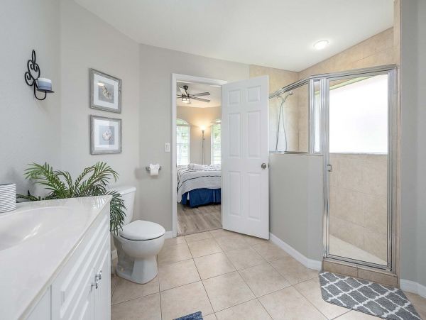 Cape Coral Vacation Rental Villa - Florida Gulf Coast Waterfront Home with Pool & Spa
