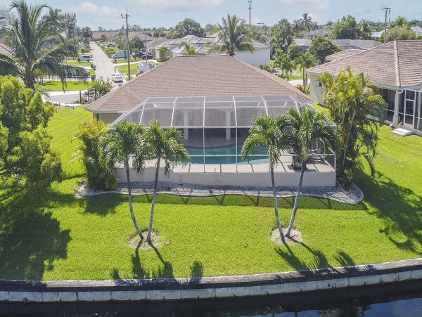 Cape Coral Vacation Rental Villa - Florida Gulf Coast Waterfront Home with Pool & Spa