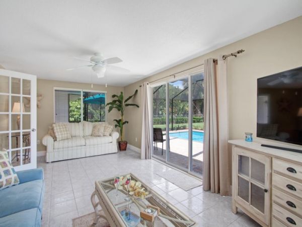 Cape Coral Home 975680