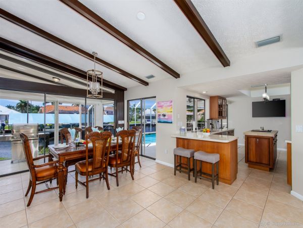 Cape Coral Home 975682