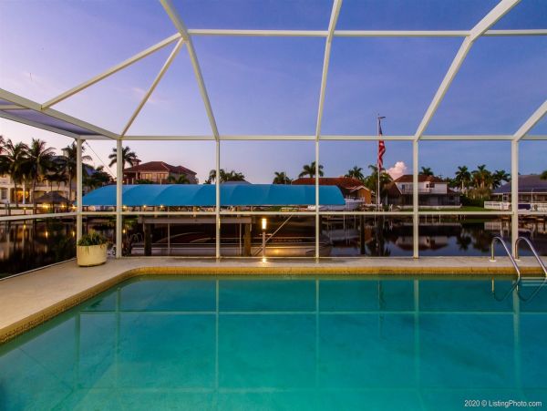 Cape Coral Home 975682