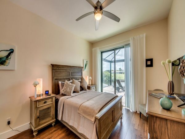 Water Views Cape Coral Vacation Pool Home