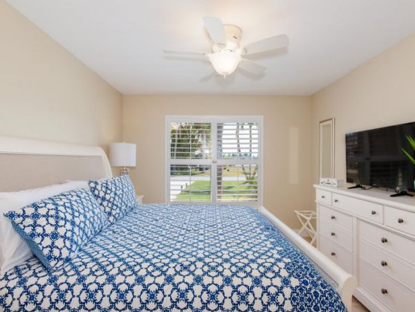 Great Cape Coral Vacation Pool Home Five Bedroom