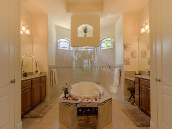 Cape Coral Home 975686