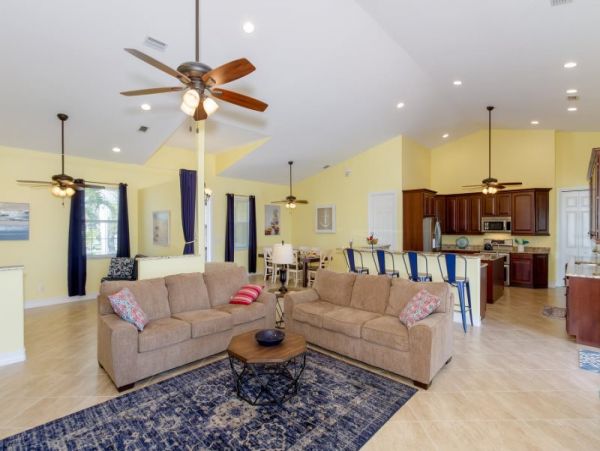 Cape Coral Home 975687