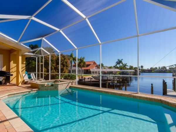 Cape Coral Home 975687