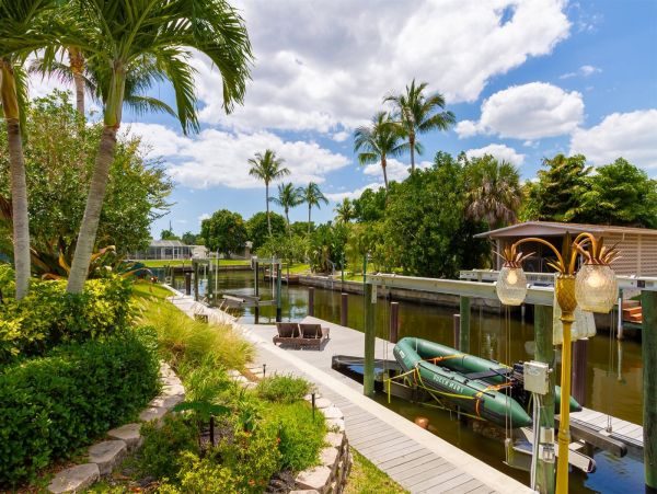Fort Myers Home 975689
