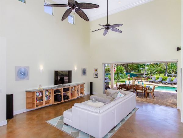 Fort Myers Home 975689