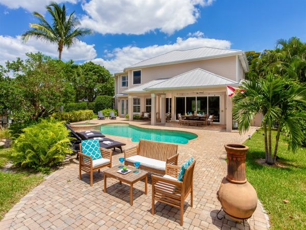 Fort Myers Home 975689