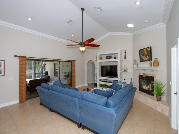 Cape Coral Home 975692