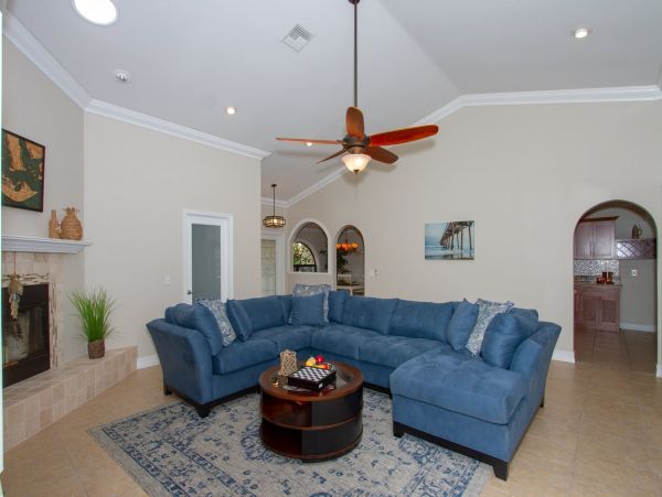 Cape Coral Home 975692