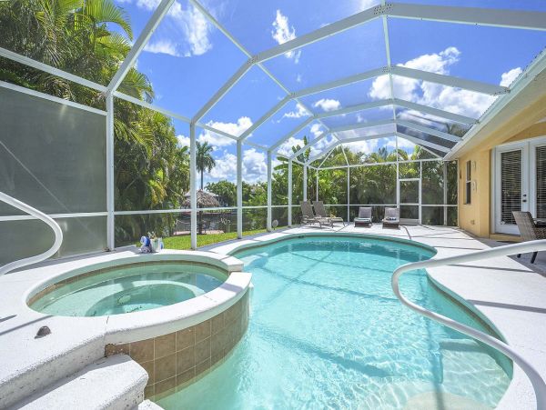 Four Bedroom Canal Front Vacation Rental Home in Cape Coral
