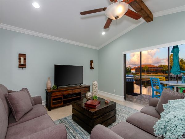 Cape Coral Vacation Home Three Bedroom Water Views