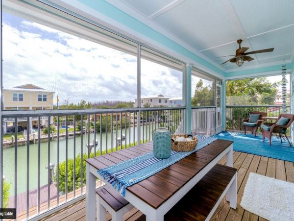 Beautiful Marathon Vacation Home with Canal View and Pool