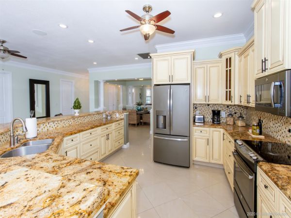 Cape Coral Home 975699