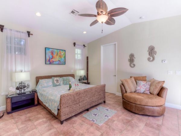 Fort Myers Home 975700