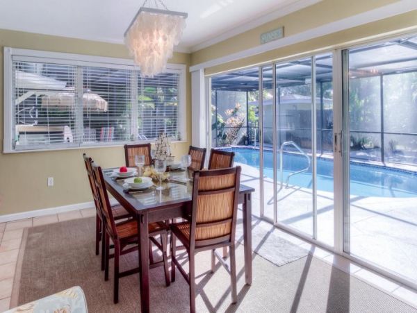 Fort Myers Home 975700