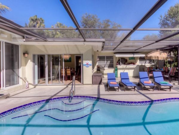 Fort Myers Home 975700