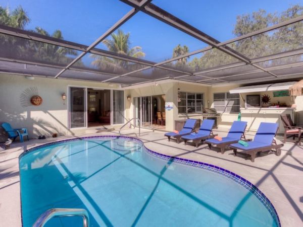 Fort Myers Home 975700
