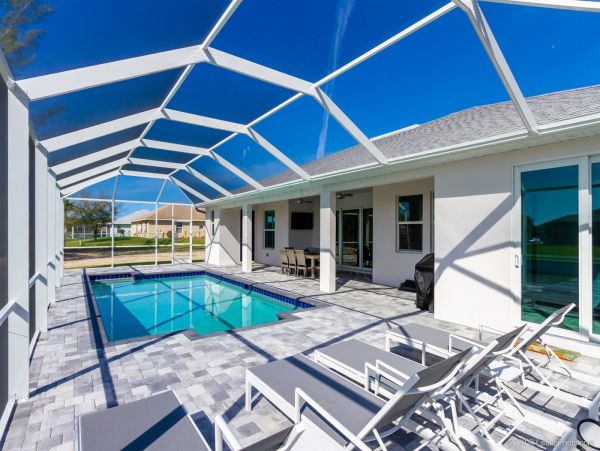 Cape Coral Home 975701