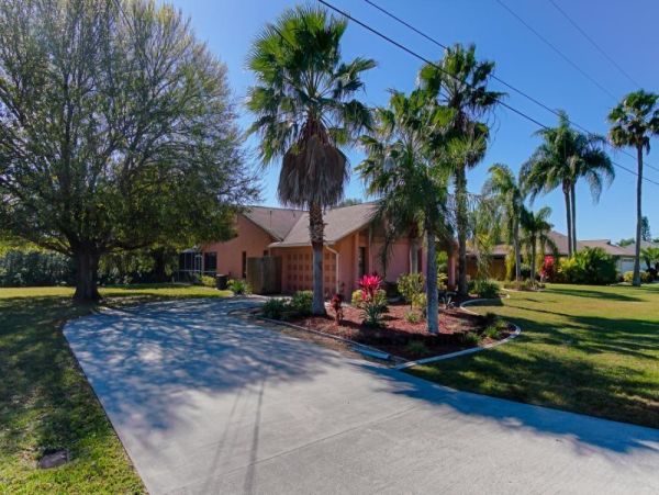 Cape Coral Home 975702