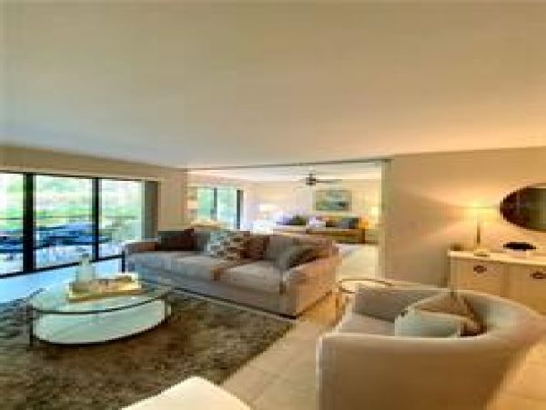 Sarasota Condo 975726