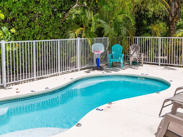 Four Bedroom Beachfront Vacation Rental in Marathon