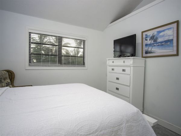 Pet Friendly Oceanfront Home With Pool and Hot Tub