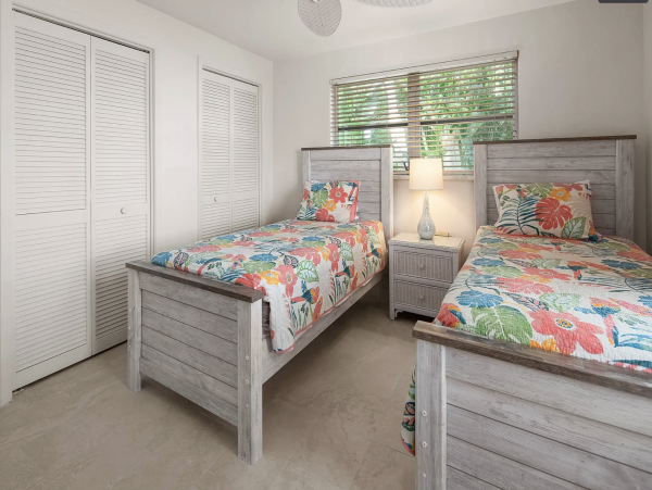 Luxury 4-Bedroom Home in Marco Island - Your Perfect Getaway