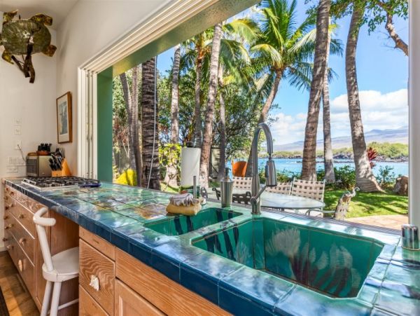 Even the Kitchen Has Five Star Views Waimea Four Bedroom