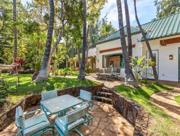 Even the Kitchen Has Five Star Views Waimea Four Bedroom