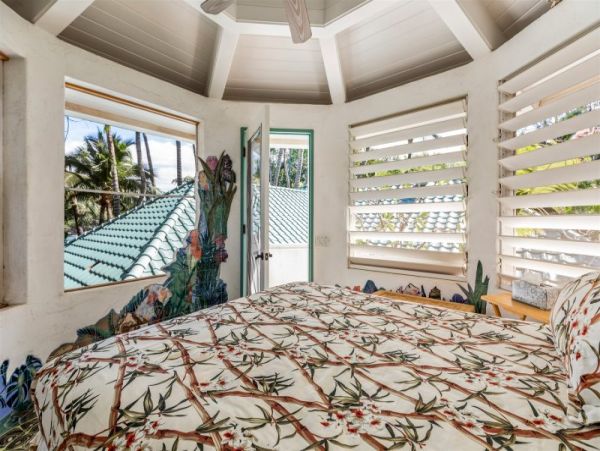 Even the Kitchen Has Five Star Views Waimea Four Bedroom