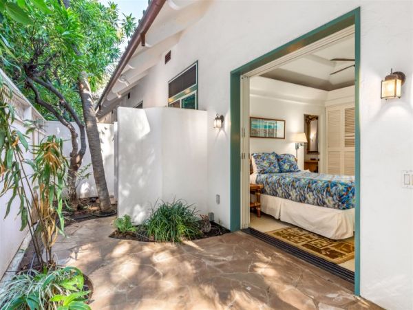 Even the Kitchen Has Five Star Views Waimea Four Bedroom