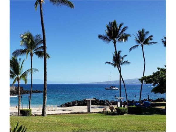 Kohala Coast Condo 976000