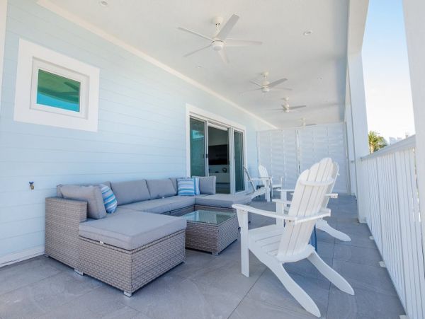 Beautiful 3 Bedroom Home with Pool at Key Colony Beach