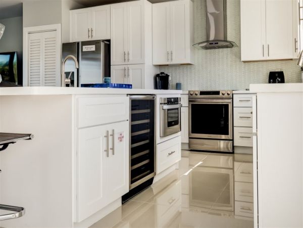 Beautiful 3 Bedroom Home with Pool at Key Colony Beach