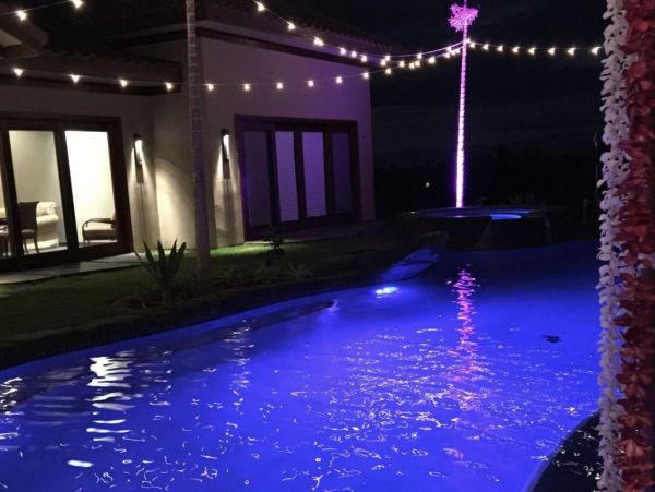 Luxury 7 Bedroom Estate for 18 Guests With Private Lagoon Pool