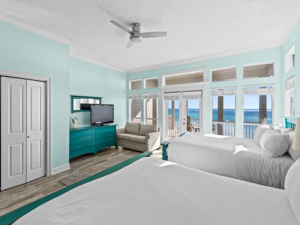 Luxury Oceanfront Home on Seagrove Beach Sleeps 18 Guests